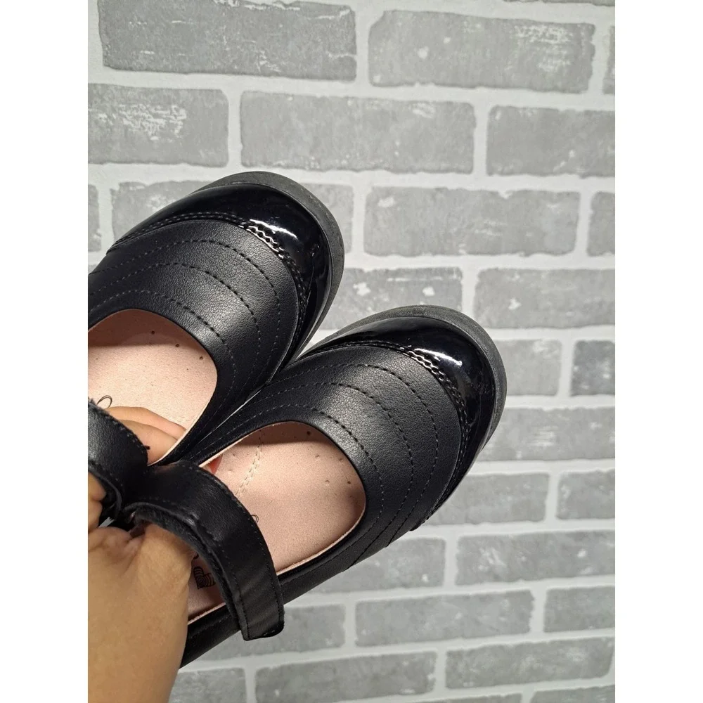 Olive & Edie Mary Jane Black Flat Shoes Girl's Adjustable Strap Size 4M‎
